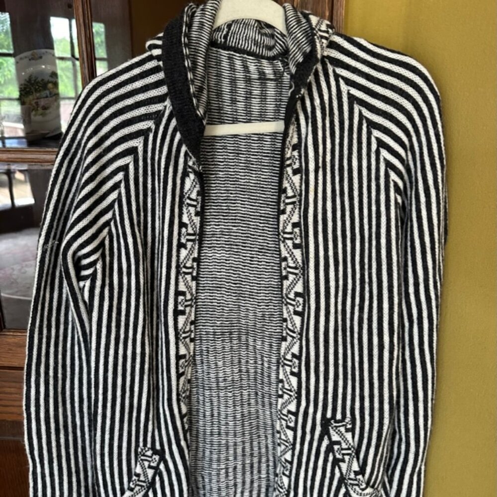 Authentic Peruvian Alpaca sweater